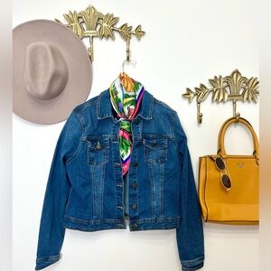 🌸🦋Spring Chic denim jacket L ptp 21”